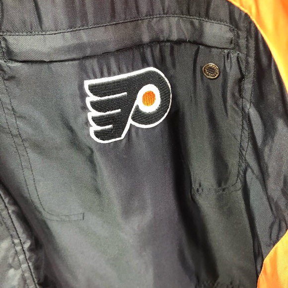 CCM Philadelphia Flyers Coat - Picture 3 of 13